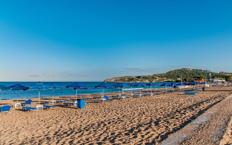 plage de sable fin de Faliraki