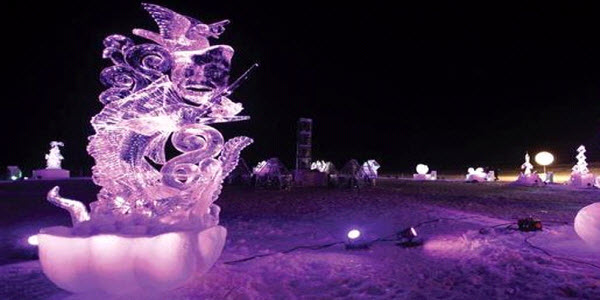 Sunweb wintersport - Frankrijk - Valloire - IJssculpturen