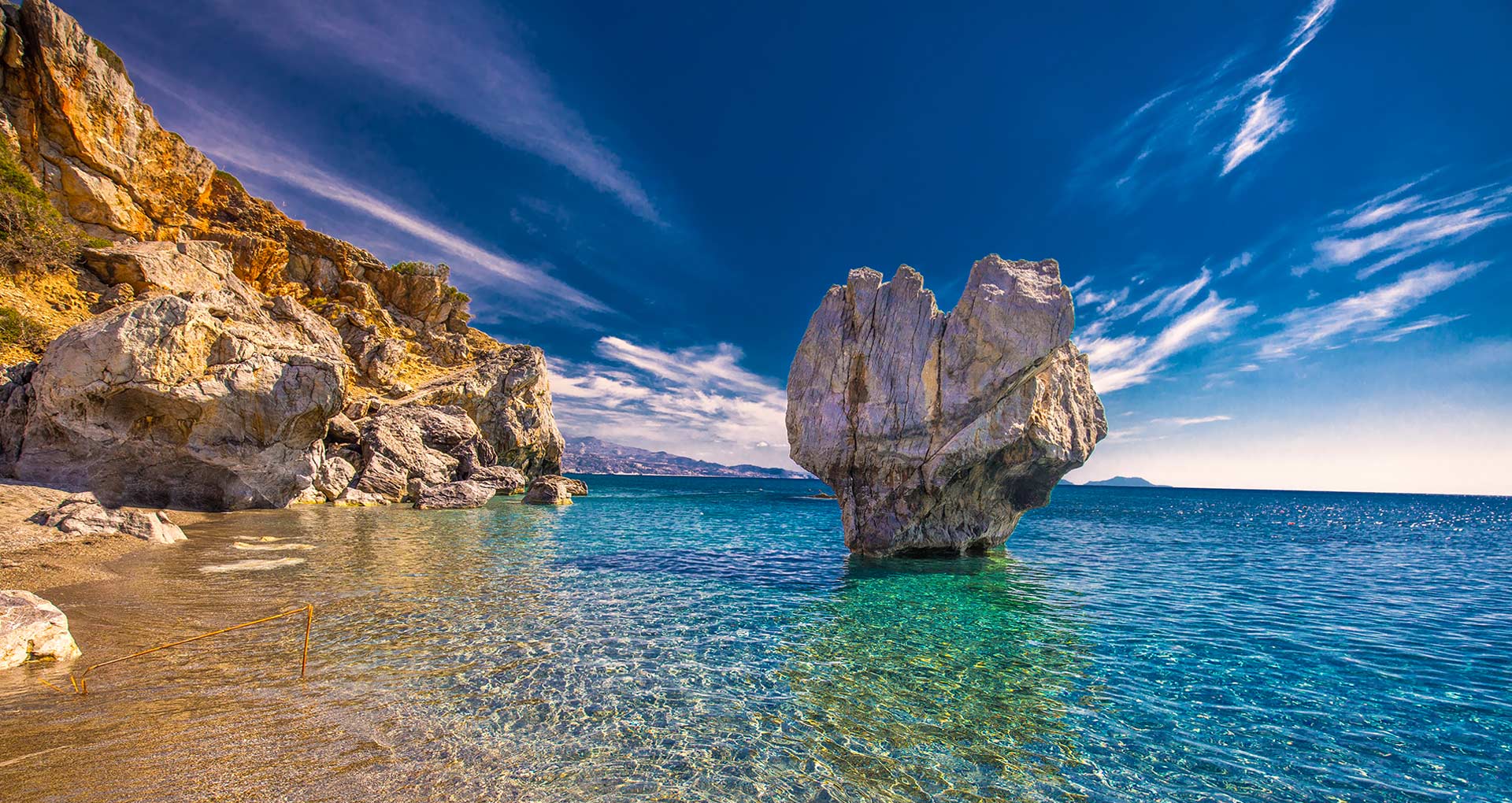 Kreta is een populaire vakantiebestemming door haar prachtige natuur en helderblauwe zee